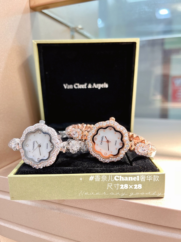 ブランド時計角部分ディテール